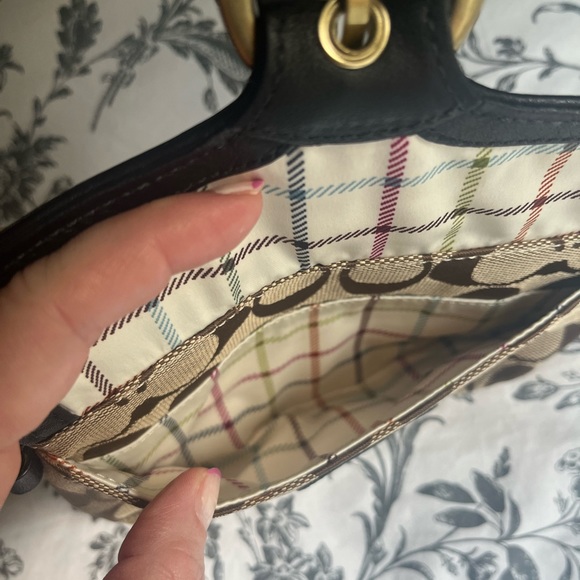 Coach monogram wristlet - Picture 4 of 7